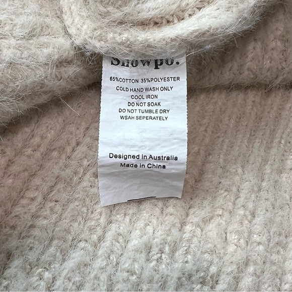ShowPo Women’s MD‎ Soft Cozy Baggy Cream Sweater - Picture 6 of 6